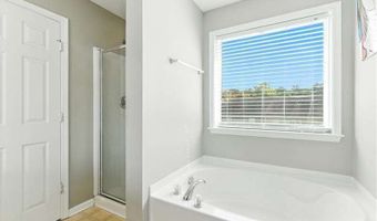 302 Oak Leaf Pl, Acworth, GA 30102
