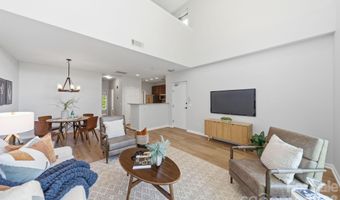 3825 Picasso Ct, Charlotte, NC 28205