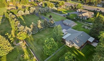 26 Big Chief Trl, Bozeman, MT 59718