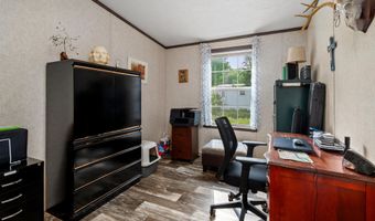 85 Lakewood Dr, Belmont, NH 03220