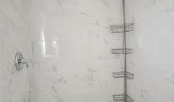 9107 LINDALE Dr, Bethesda, MD 20817