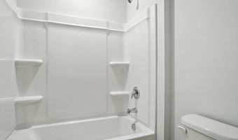 54 Cider Mill Dr, Ashville, OH 43103