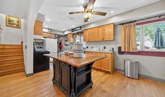 5549 Main St, Augusta, MO 63332