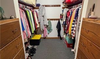 425 Southward Dr, Austintown, OH 44515