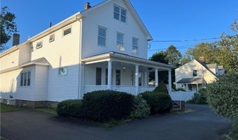 826 Oldfield Rd 2nd Fl+3rd Fl, Fairfield, CT 06824