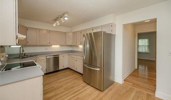 7614 General Meade Ln, Affton, MO 63123