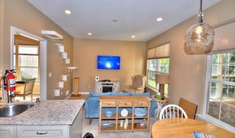 4 Symphony Ave, Bayville, NJ 08721