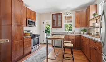 73 CHURCH Rd, Arnold, MD 21012