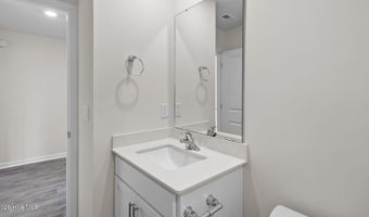 305 Rudys Ct, Ayden, NC 28513