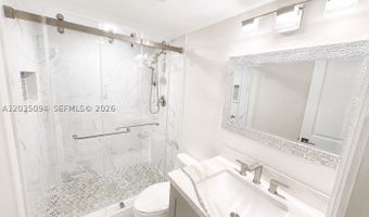 3301 N Country Club Dr 305, Aventura, FL 33180