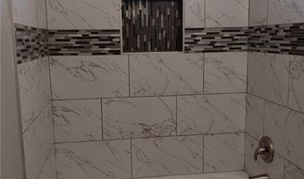 445 N 14th St D, Las Vegas, NV 89101