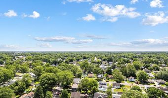 300 W 3RD Ave, Barrington, NJ 08007