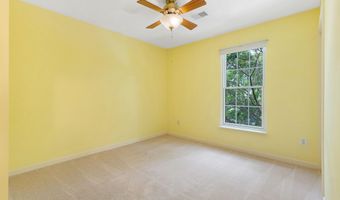 7716 EFFINGHAM Sq, Alexandria, VA 22315