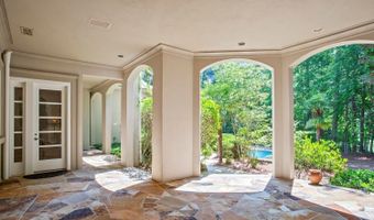 9335 Colonnade Trl, Alpharetta, GA 30022