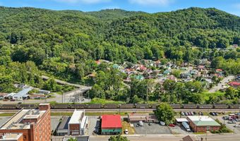 516 W Main St, Appalachia, VA 24216