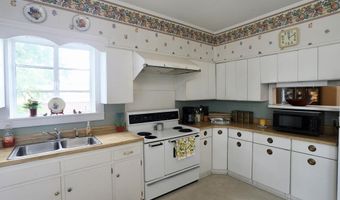 124 Eureka St, Batesville, MS 38606