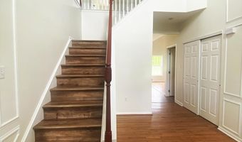 102 SWEETHOLLOW Dr, Bear, DE 19701