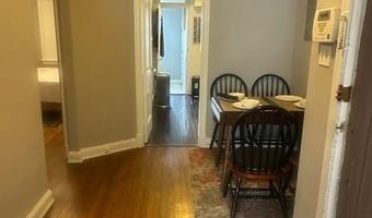 1424 STAPLES St NE 3, Washington, DC 20002