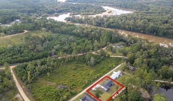 1758 Easons Bluff Rd, Baxley, GA 31513