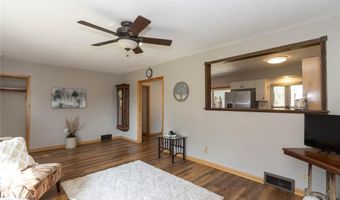 805 31st Ave, Middle Amana, IA 52203