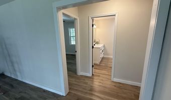 1390 CANEY Br, Adamsville, TN 38310