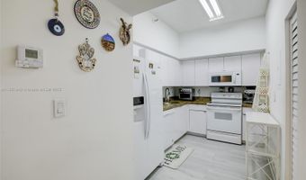 3300 NE 191st St 114, Aventura, FL 33180