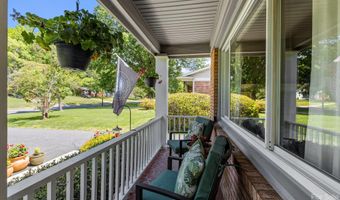 3934 Sheffield Dr, Charlotte, NC 28205