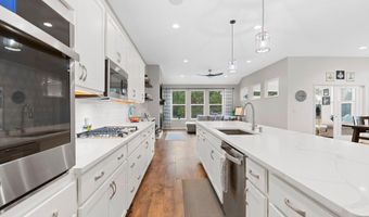 5660 N OSPREY Dr, Appleton, WI 54913