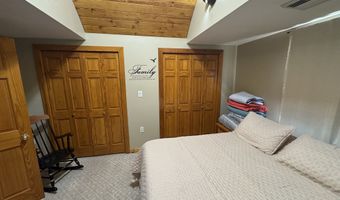 13500 N Summerhill Dr, Albany, IN 47320