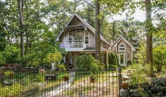 49 Sanford Ave, North Kingstown, RI 02852