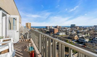 510 Deal Lake Dr 12A, Asbury Park, NJ 07712