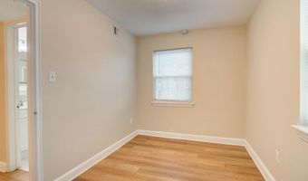 2100 N SCOTT St 101, Arlington, VA 22209