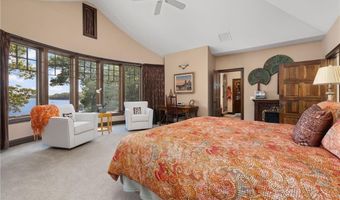 17 Pojac Point Rd, North Kingstown, RI 02852