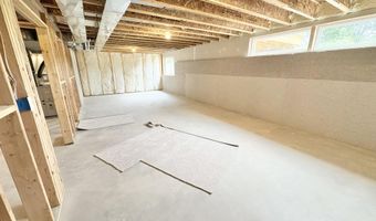 8345 Kettle Oak Dr SE, Alto, MI 49302