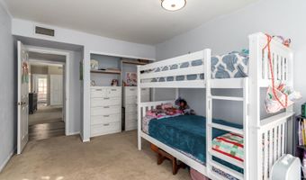 740 W SARAGOSA St, Chandler, AZ 85225