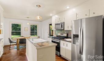 2220 Arnold Dr, Charlotte, NC 28205