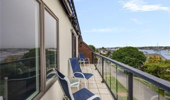306 America, Newport, RI 02840