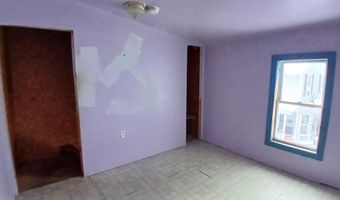 12 Pleasant St, Barre, VT 05641
