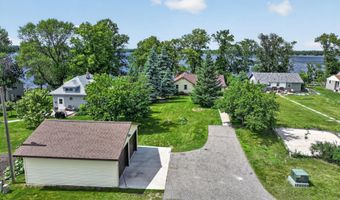 1103 S Darling Dr NW, Alexandria, MN 56308