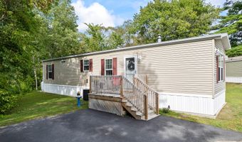 4 Clover Corner Ln, Augusta, ME 04330
