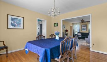 20 Morrison Ave, Middletown, RI 02840