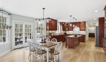 88 Drumlin Hill Rd, Bolton, MA 01740