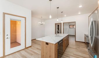901 S Brek Ave, Brandon, SD 57005