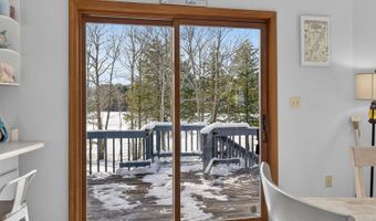 87 Maple Ridge Dr, Monmouth, ME 04259