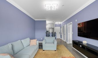 4850 EISENHOWER Ave 418, Alexandria, VA 22304