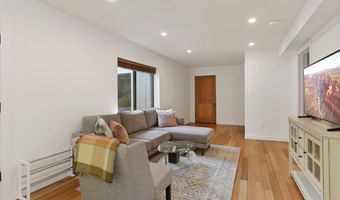 2360 S ARLINGTON RIDGE Rd, Arlington, VA 22202