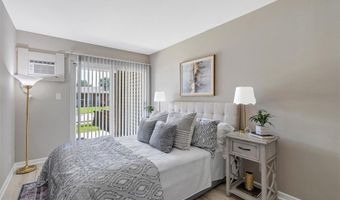 10031 Echoridge Ln A, Affton, MO 63123