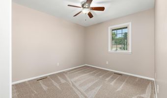 415 Duryea Dr, Auburn, IN 46706