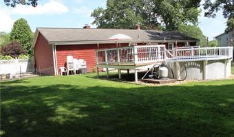 25 Beechnut Dr, Johnston, RI 02919