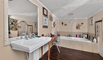 320 Finney Rd, Batesville, AR 72501